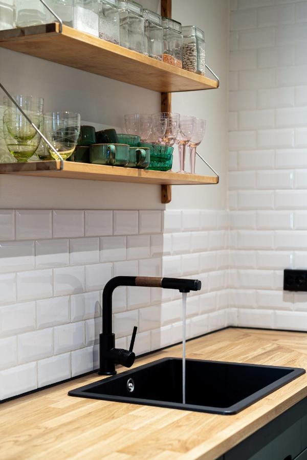 Family Friendly Apartment By The Park In The Very Center Of Alesund Ålesund Exterior foto